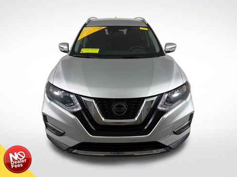 Used 2019 Nissan Rogue S w/ Special Edition Package FWD image 9