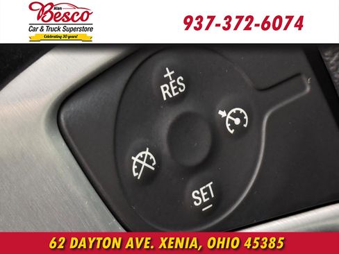 Used 2019 GMC Acadia SLT w/ LPO, Black Accent Package AWD/4WD image 12