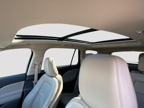 Used 2022 Lincoln Aviator Reserve w/ Elements Package Plus image 29