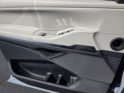 New 2026 Lincoln Navigator Reserve AWD/4WD image 14