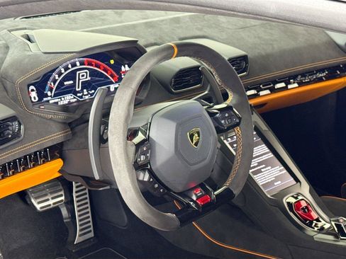 Used 2023 Lamborghini Huracan Tecnica RWD image 16
