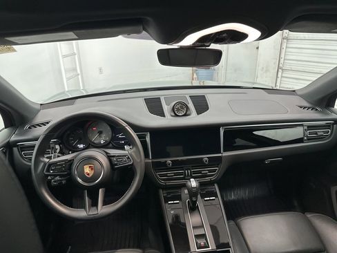 Used 2022 Porsche Macan S AWD/4WD image 21