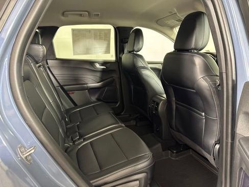 Used 2024 Ford Escape Platinum AWD/4WD image 5