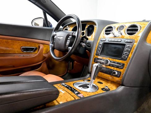 Used 2004 Bentley Continental GT AWD/4WD image 25