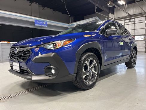 Used 2026 Subaru Crosstrek 2.0i Premium AWD/4WD image 3