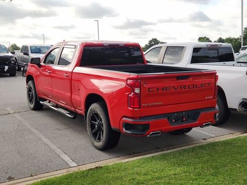 Used 2021 Chevrolet Silverado 1500 RST AWD/4WD image 3