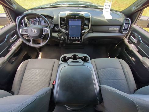 Used 2024 RAM 2500 Big Horn w/ Night Edition AWD/4WD image 12