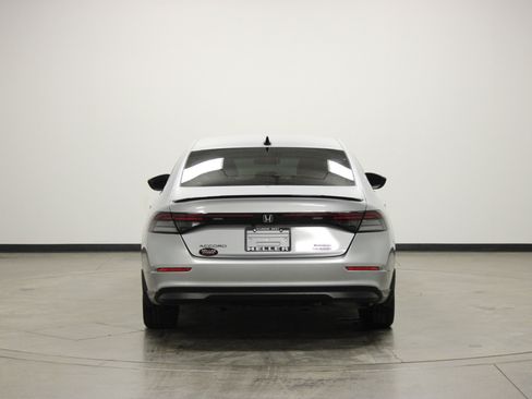 Used 2023 Honda Accord Sport image 7