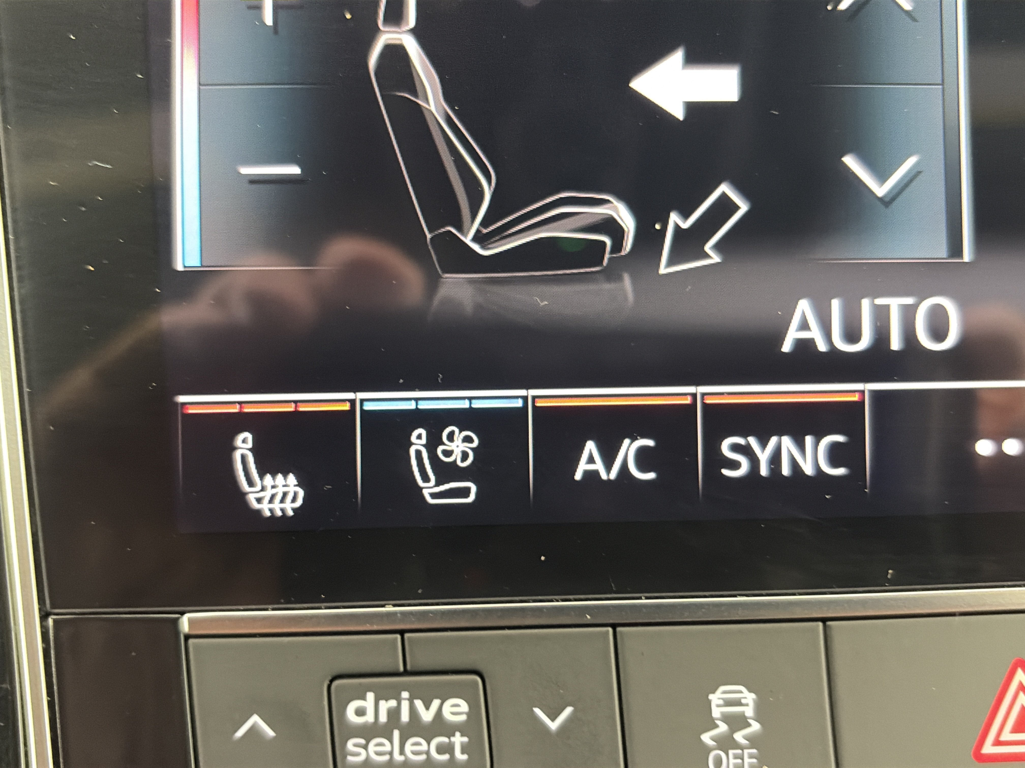 Used 2021 Audi SQ8 Premium Plus w/ Luxury Package AWD/4WD image 31