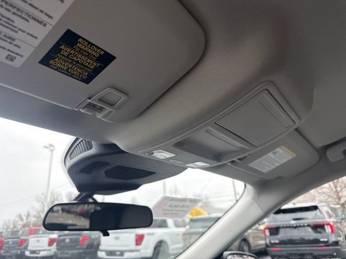 Used 2022 Ford Escape SE w/ Cold Weather Package image 43