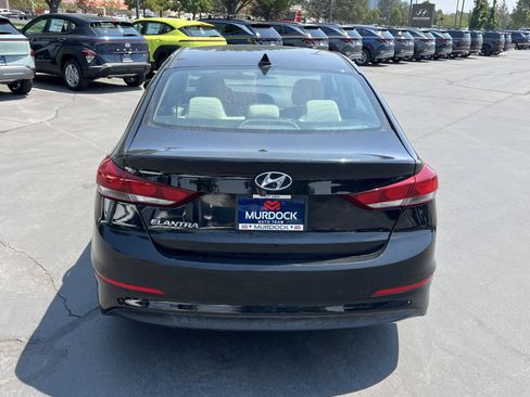 Used 2018 Hyundai Elantra SEL FWD image 9