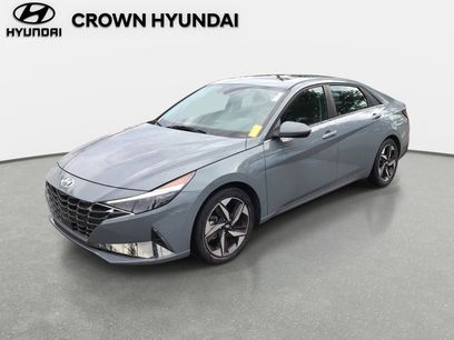 Used 2022 Hyundai Elantra Limited