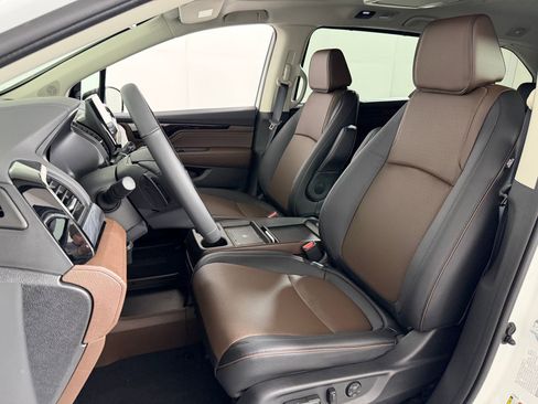 New 2026 Honda Odyssey Elite image 4