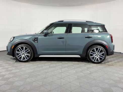Used 2024 MINI Cooper Countryman S FWD image 2