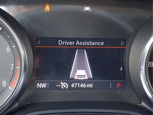 Used 2022 Buick Encore GX Preferred w/ Cold Weather Comfort Package FWD image 16