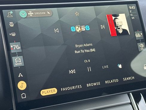 Used 2025 Land Rover Range Rover Velar S image 20