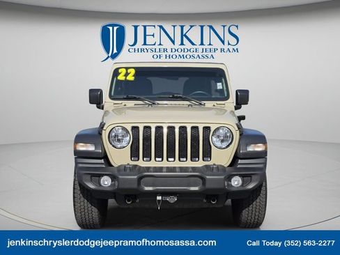Used 2022 Jeep Wrangler Unlimited Sport AWD/4WD image 12