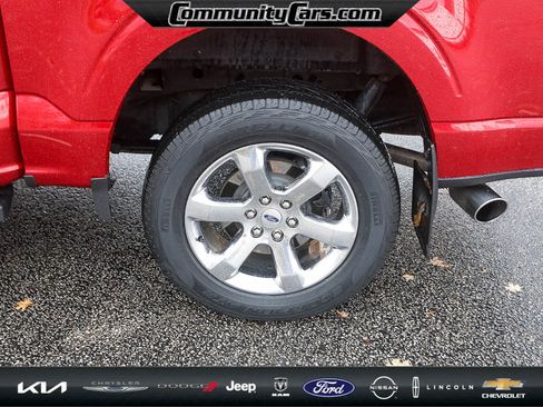 Used 2022 Ford F150 Lariat w/ Max Trailer Tow Package image 4