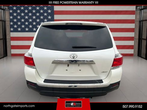 Used 2013 Toyota Highlander 4WD w/ Cold Weather Pkg image 5