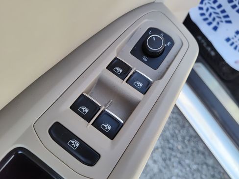 Used 2019 Volkswagen Atlas SEL image 17