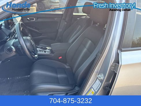 Used 2023 Honda Civic Sport image 14