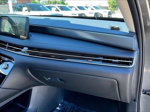 Certified 2026 INFINITI QX60 Luxe w/ Cargo Package AWD/4WD image 27