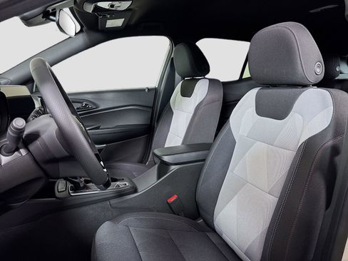 New 2026 Chevrolet Trax RS w/ Driver Confidence Package FWD image 24