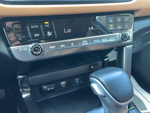 Used 2024 Kia Seltos EX AWD/4WD image 21