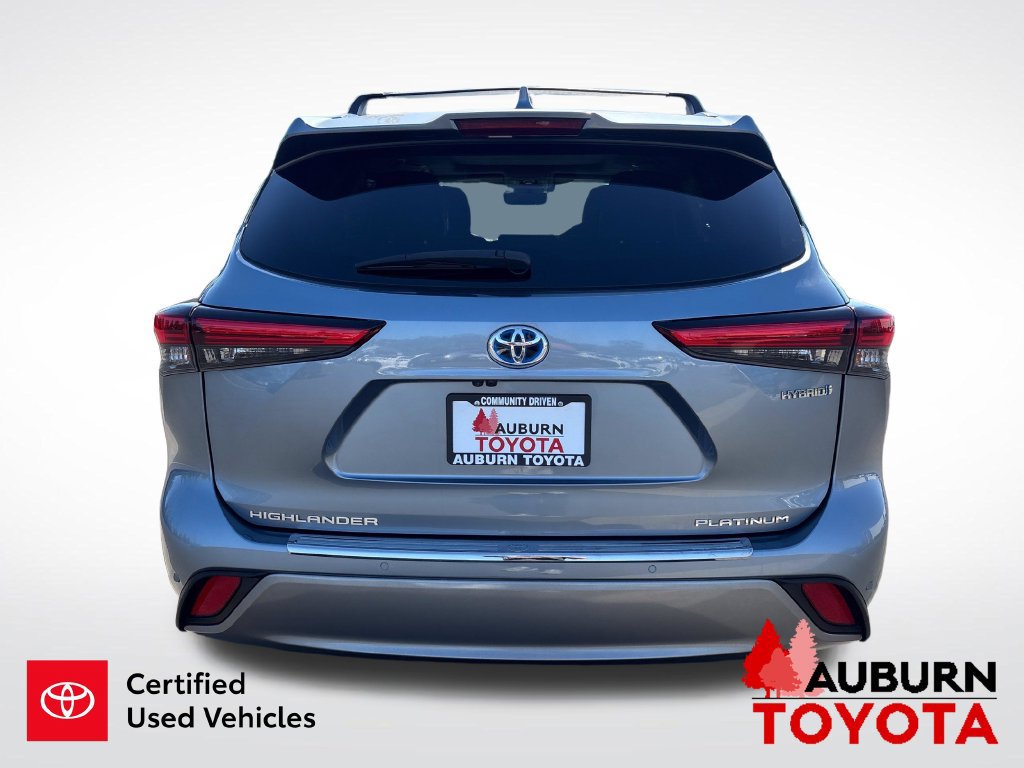 Certified 2022 Toyota Highlander Platinum AWD/4WD image 7