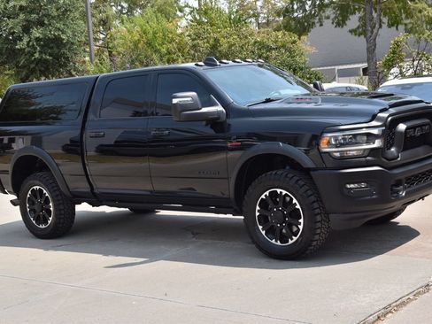 Used 2024 RAM 2500 Rebel w/ Towing Technology Group AWD/4WD image 5