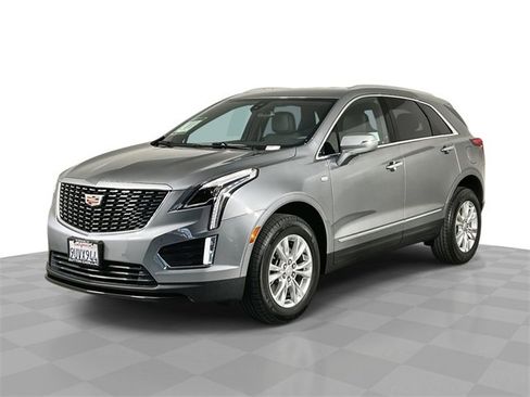 Certified 2025 Cadillac XT5 Luxury image 1
