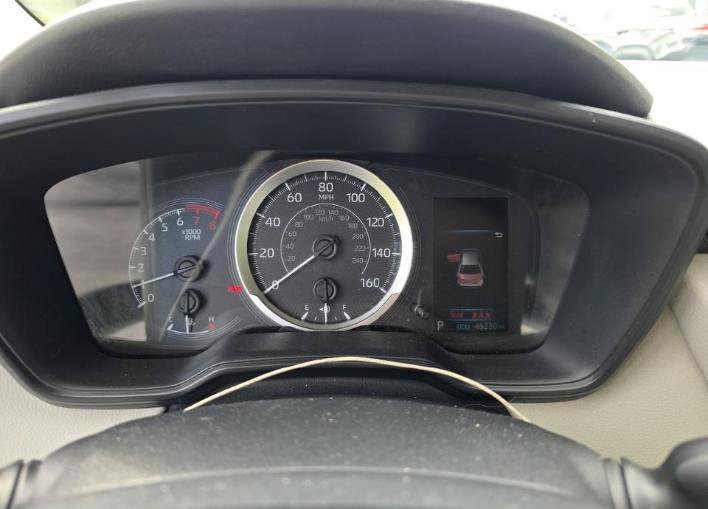 Used 2020 Toyota Corolla LE FWD image 9