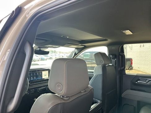 New 2026 Chevrolet Silverado 1500 ZR2 w/ LPO, Dark Essentials Package AWD/4WD image 24
