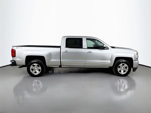 Used 2017 Chevrolet Silverado 1500 LT w/ All Star Edition AWD/4WD image 10