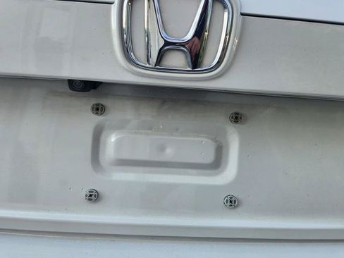 Used 2018 Honda Accord EX image 23