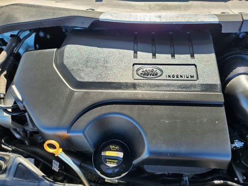 Used 2020 Land Rover Range Rover Evoque SE image 30
