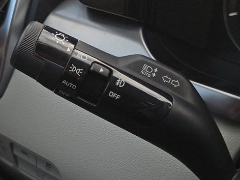 Used 2023 Kia Sorento EX AWD/4WD image 30