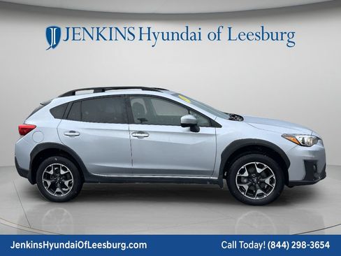 Used 2019 Subaru Crosstrek 2.0i Premium w/ Moonroof Package AWD/4WD image 3