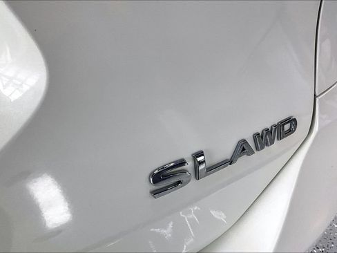 Used 2018 Nissan Rogue SL AWD/4WD image 26