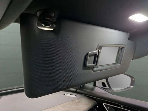 Used 2024 Audi Q4 e-tron Prestige image 64