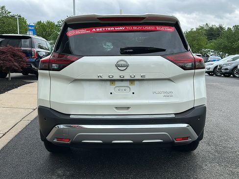 Used 2022 Nissan Rogue Platinum w/ Head-Up Display Package image 6