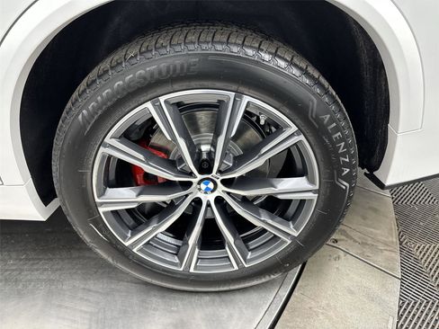 New 2026 BMW X5 xDrive40i w/ M Sport Package image 27