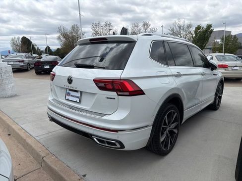 Used 2022 Volkswagen Tiguan SEL R-Line AWD/4WD image 5