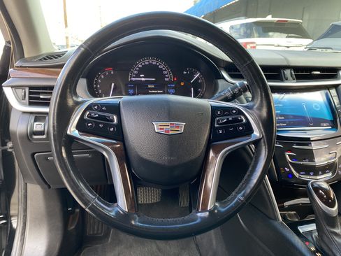 Used 2017 Cadillac XTS Luxury FWD image 25