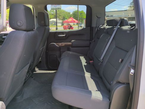Certified 2022 Chevrolet Silverado 1500 RST AWD/4WD image 15