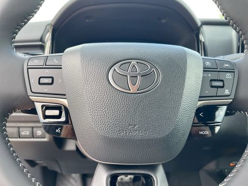 Certified 2026 Toyota Camry SE AWD/4WD image 7