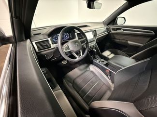 Used 2023 Volkswagen Atlas Cross Sport SEL Premium R-Line video 2