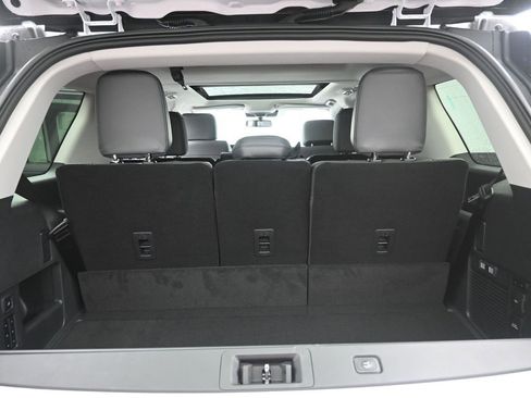 New 2025 Ford Expedition Active image 2