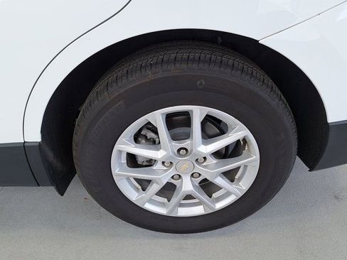 Used 2023 Chevrolet Equinox LT FWD image 35