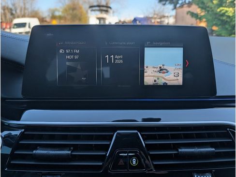 Used 2018 BMW M5 w/ Executive Package image 21